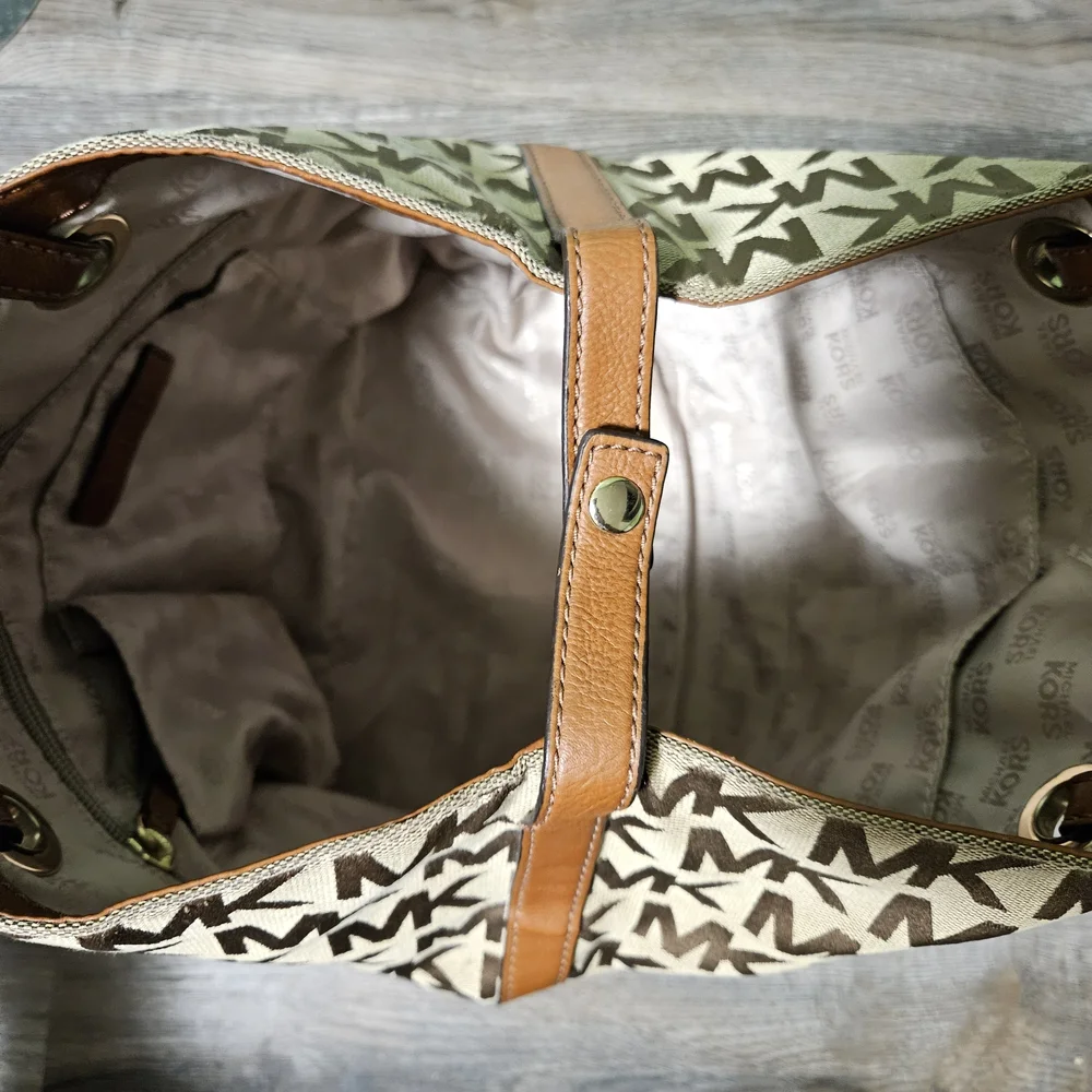 MICHAEL‎ KORS BROWN MEDIUM CARRYALL TOTE JET SET TRAVEL GRAPHIC LOGO BAG - Picture 13 of 16